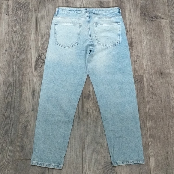 Forever 21 Distressed Boyfriend Jeans- Size 26 - Picture 6 of 6